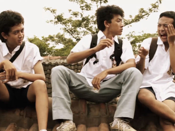 Gara -  Gara Bendera - Short Film